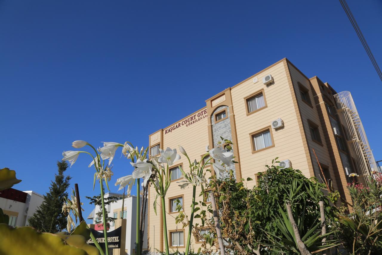 Kasgar Court Hotel Agia Varvara Bagian luar foto