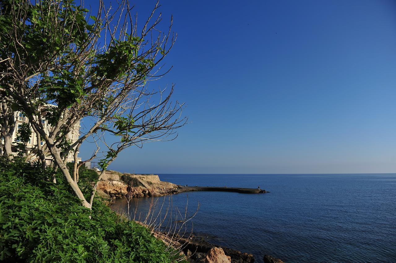 Kasgar Court Hotel Agia Varvara Bagian luar foto